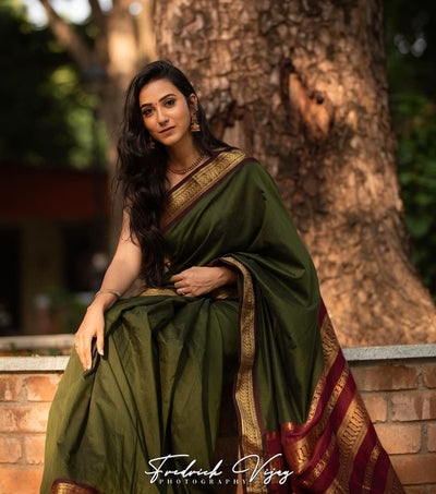 Dark Green With Maroon Combination Pure Kanjivaram Silk Saree With Attractive Blouse Piece - Almaari Fashion