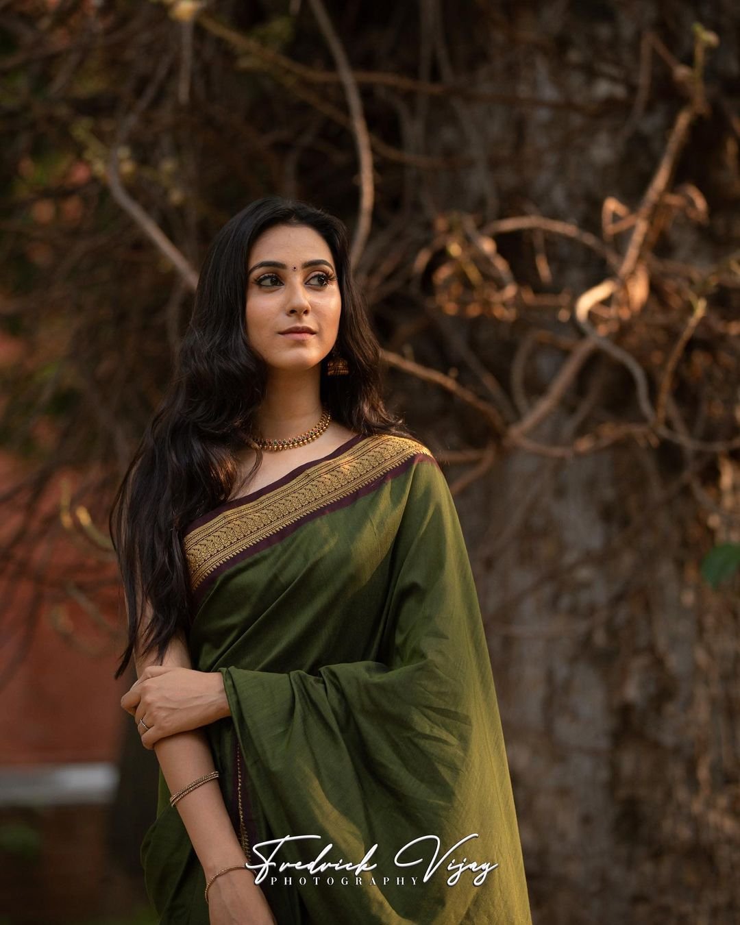 Dark Green With Maroon Combination Pure Kanjivaram Silk Saree With Attractive Blouse Piece - Almaari Fashion