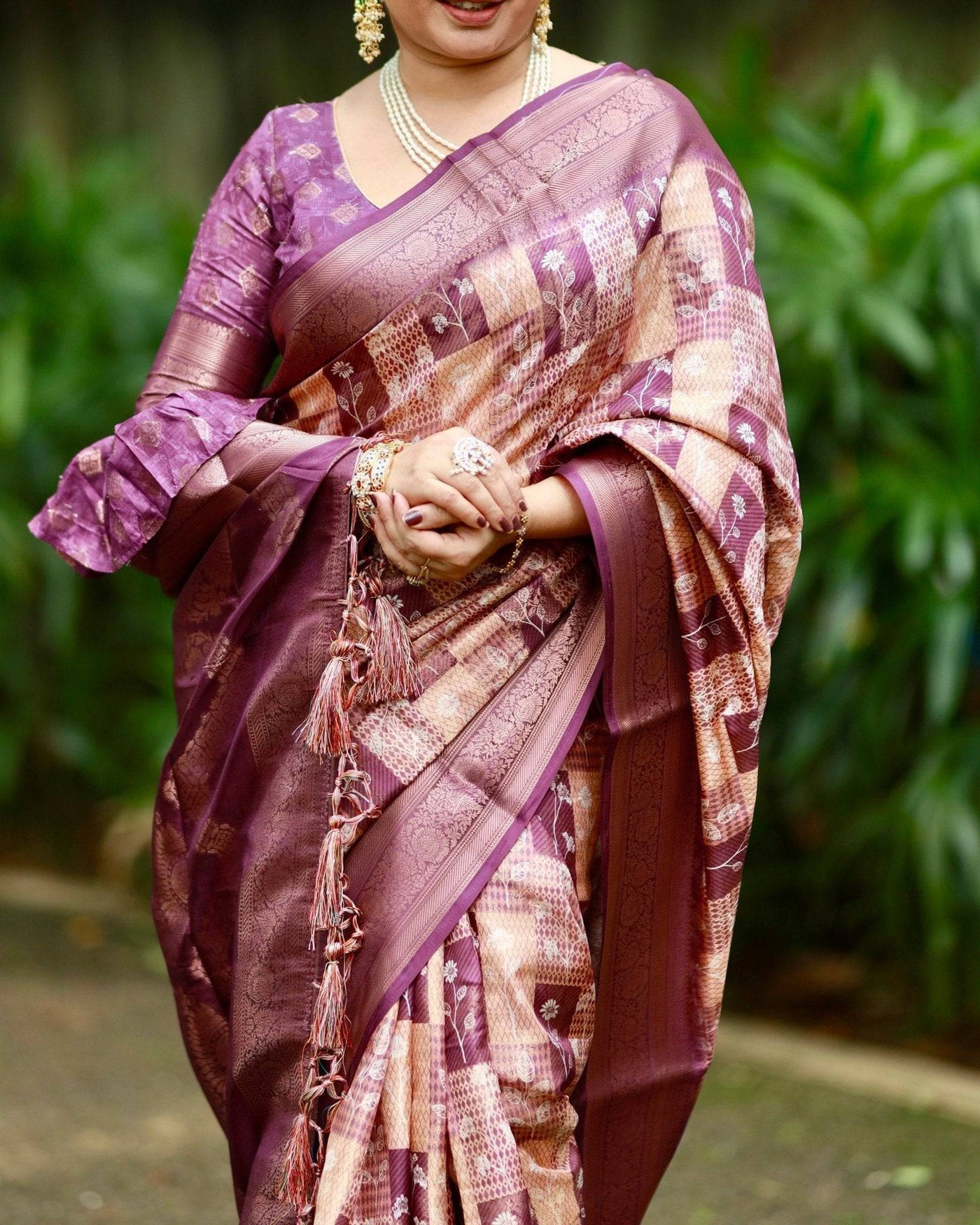 Regal Purple Banarasi Silk Saree with Beige Checkered Design, Zari Border & Pallu