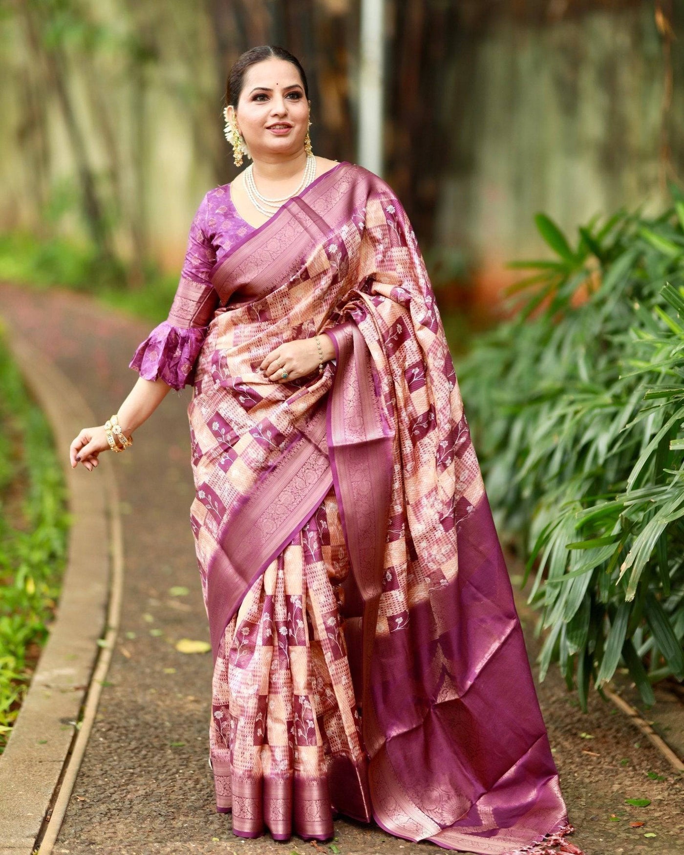 Regal Purple Banarasi Silk Saree with Beige Checkered Design, Zari Border & Pallu