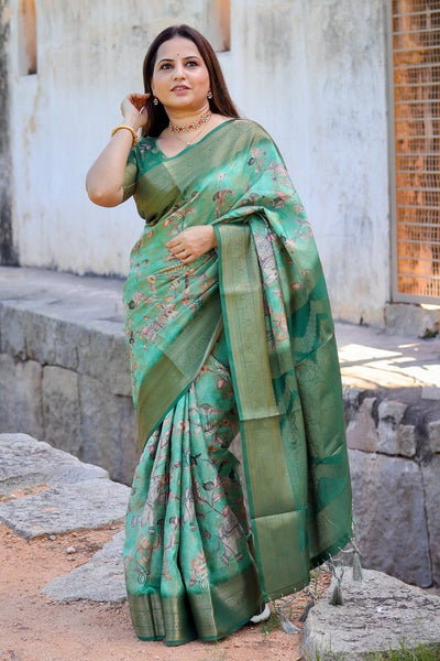 Graceful Emerald Green Banarasi Silk Saree with Floral Zari Accents