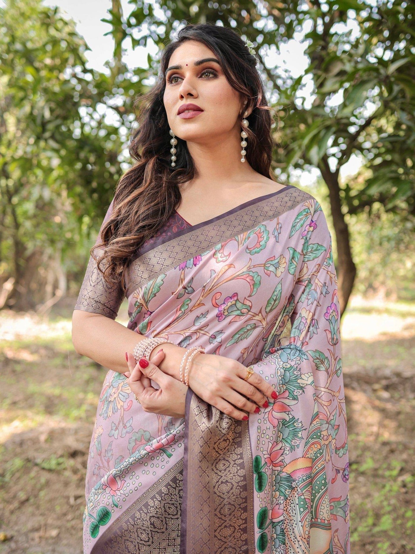 Pure Silk Digitally Printed Saree Weaved With Golden Zari Comes With Tassels