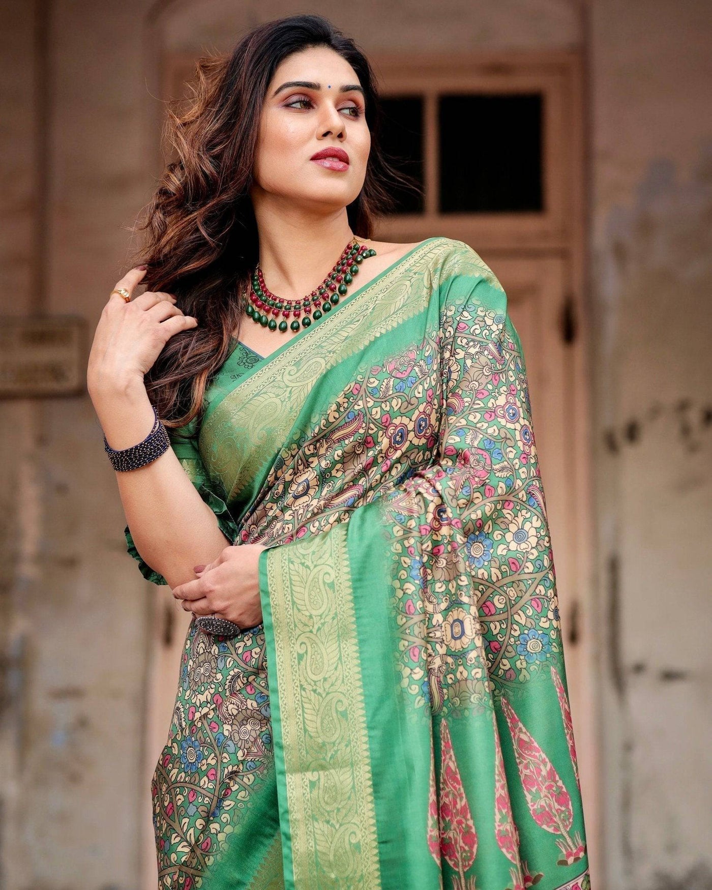 Pure Silk Digitally Printed Saree Weaved With Golden Zari Comes With Tassels