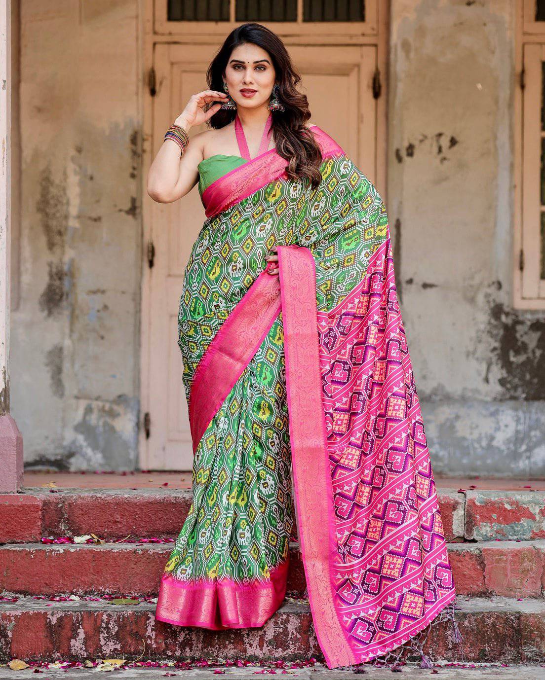 Pure Silk Digitally Printed Saree Weaved With Golden Zari Comes With Tassels