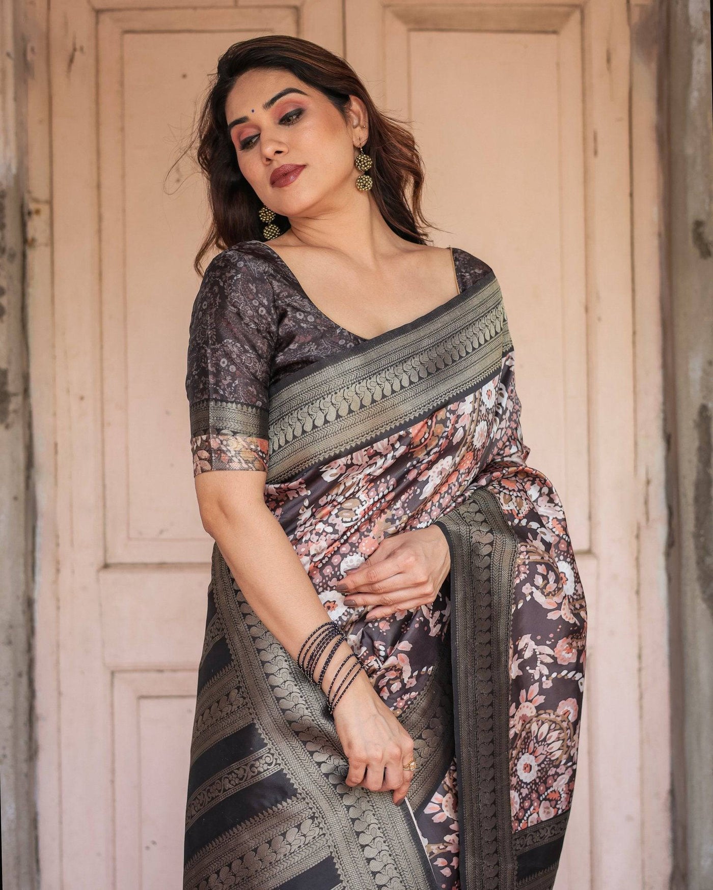 Pure Banarasi Digitally Printed Silk Saree Weaved With Zari Comes With Tassels.