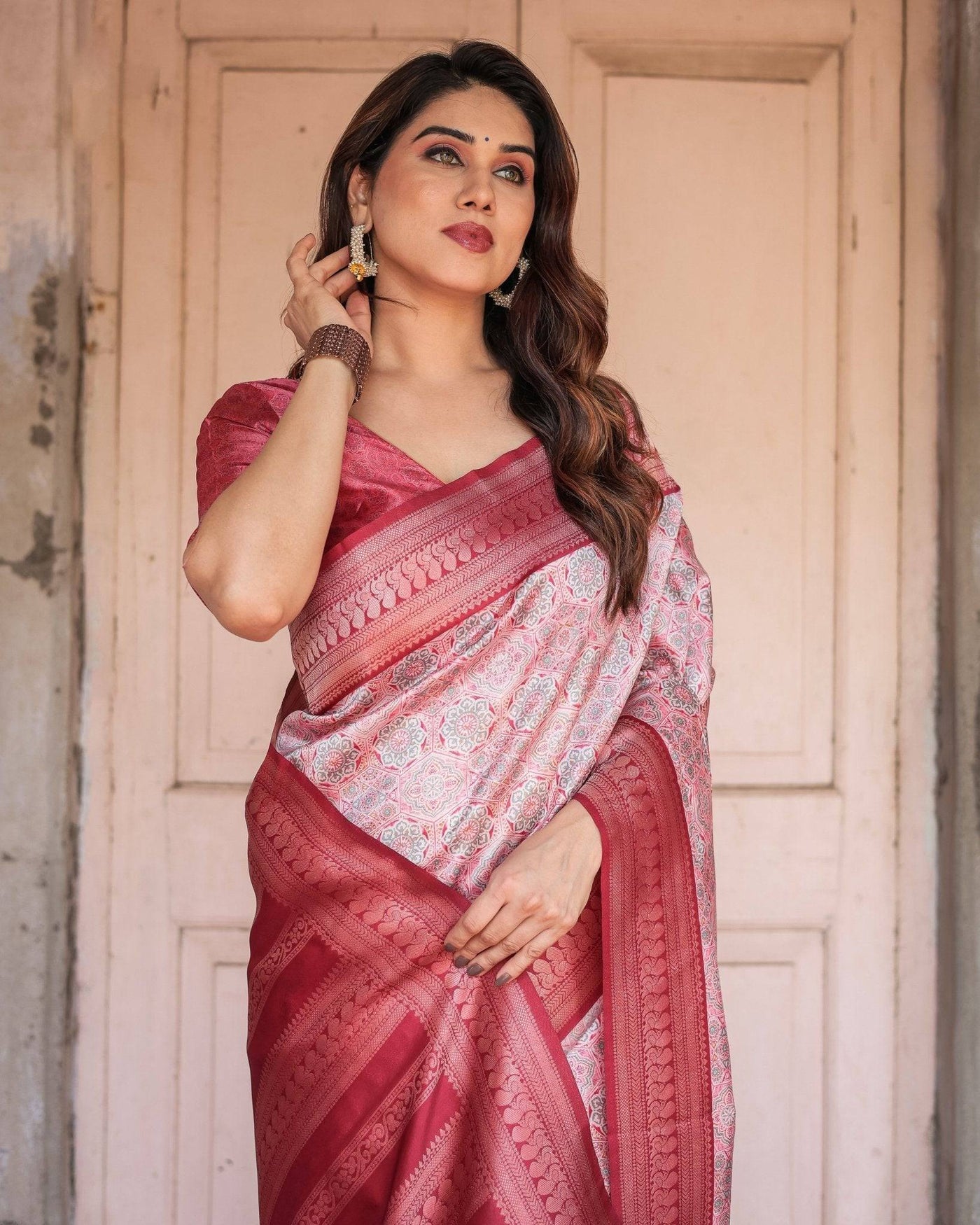 Pure Banarasi Digitally Printed Silk Saree Weaved With Zari Comes With Tassels.