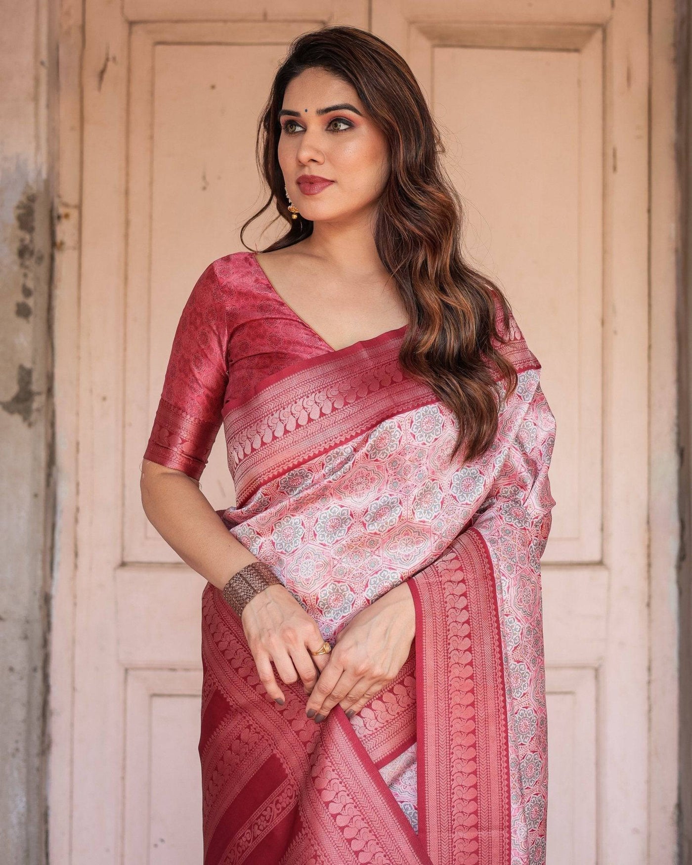 Pure Banarasi Digitally Printed Silk Saree Weaved With Zari Comes With Tassels.