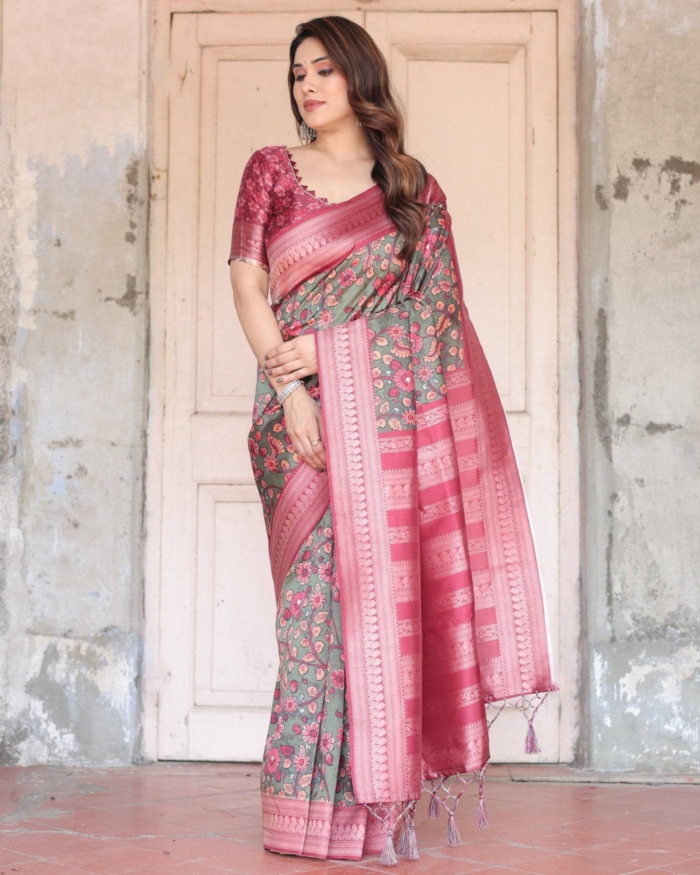 Pure Banarasi Digitally Printed Silk Saree Weaved With Zari Comes With Tassels.