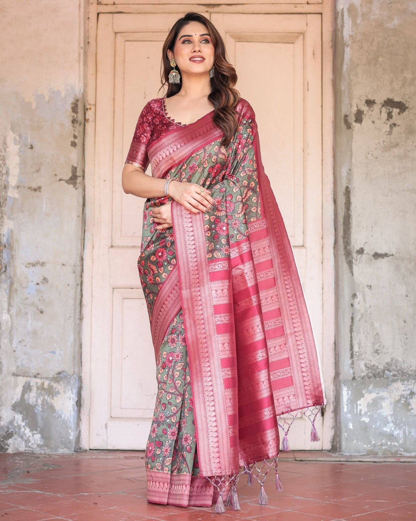 Pure Banarasi Digitally Printed Silk Saree Weaved With Zari Comes With Tassels.