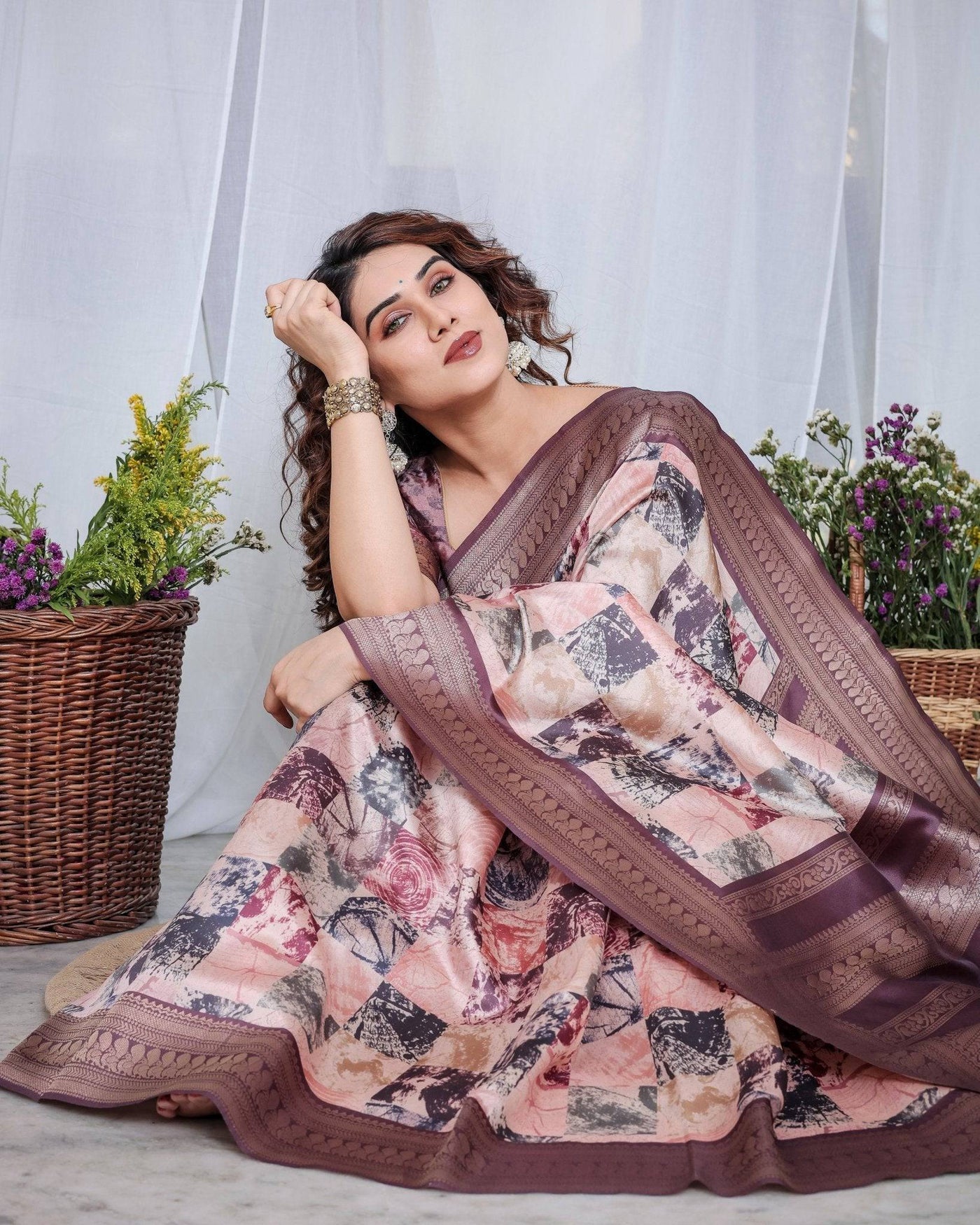 Mauve Banarasi Silk Saree with Abstract Checkered Digital Print, Zari Border & Tassel Pallu