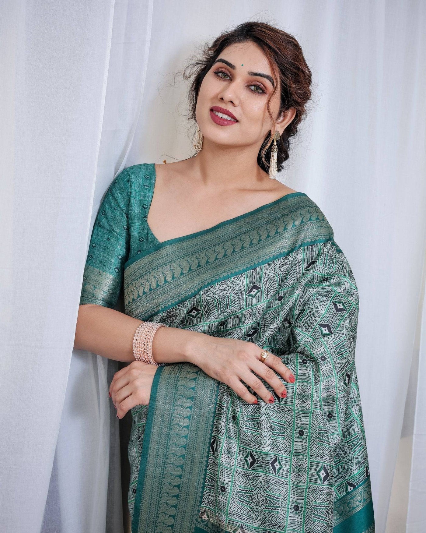 Pure Banarasi Digitally Printed Silk Saree Weaved With Zari Comes With Tassels.