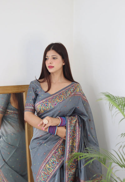 Elegant Kashmiri Handloom Work with Heavy Blouse: A Stunning Choice! - Almaari Fashion