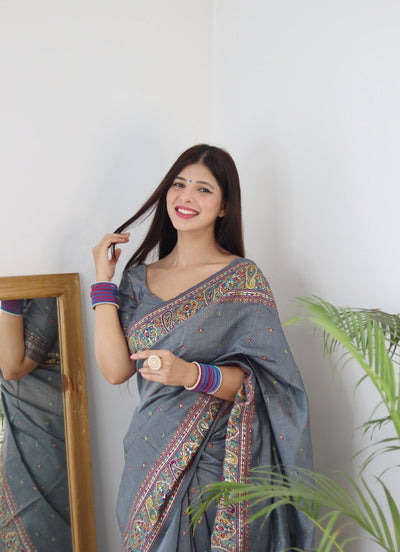 Elegant Kashmiri Handloom Work with Heavy Blouse: A Stunning Choice! - Almaari Fashion