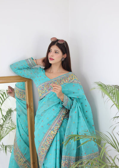 Elegant Kashmiri Handloom Work with Heavy Blouse: A Stunning Choice! - Almaari Fashion