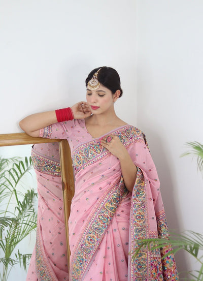 Elegant Kashmiri Handloom Work with Heavy Blouse: A Stunning Choice! - Almaari Fashion