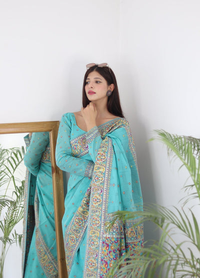 Elegant Kashmiri Handloom Work with Heavy Blouse: A Stunning Choice! - Almaari Fashion