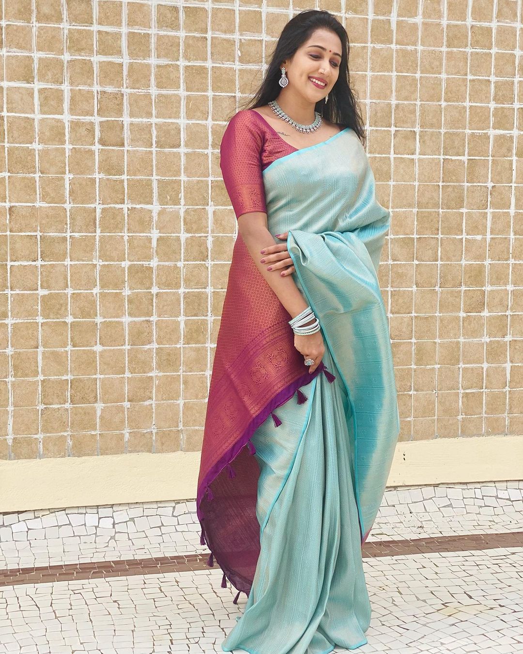 Firozi & Mageta Pure Pure Banarasi Silk With Attractive Blouse Piece - Almaari Fashion