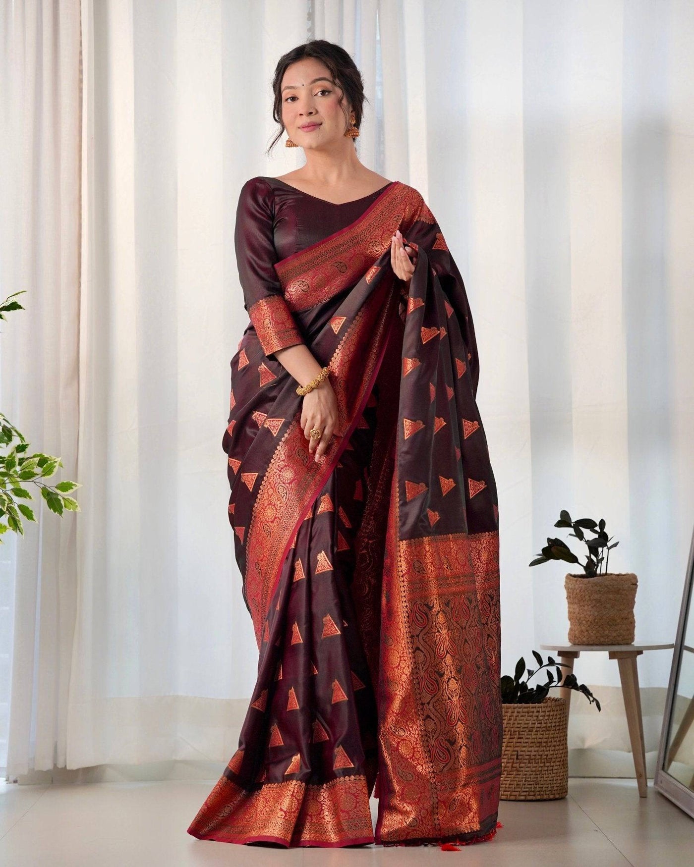 Pure Gaji Silk Saree Weaved With  Zari Comes With Tassels