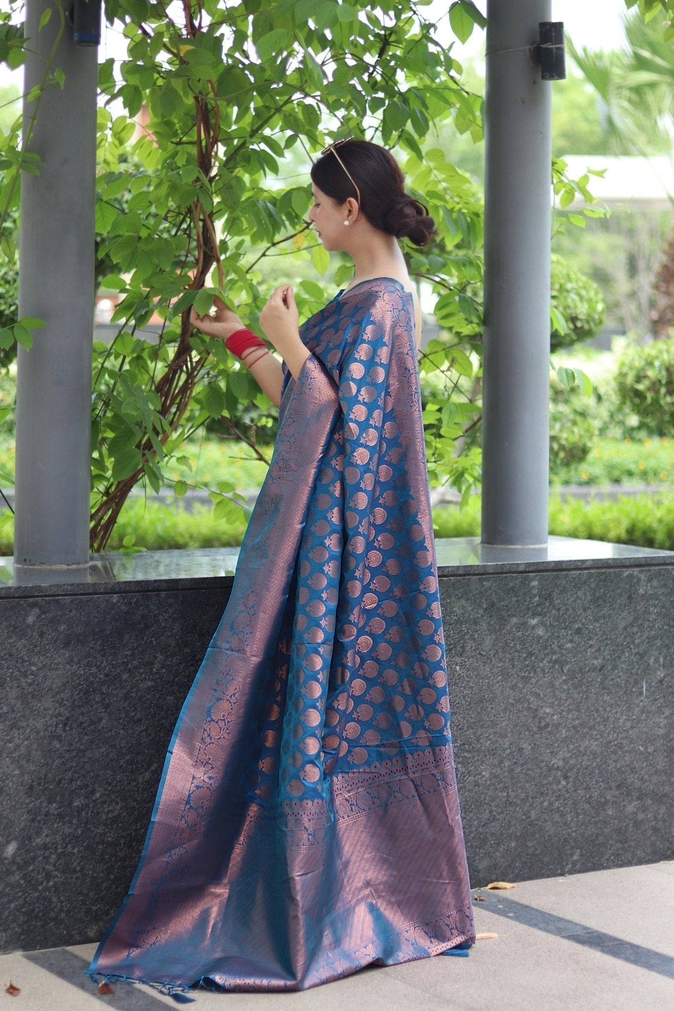 Pure Gaji Silk Saree Weaved With  Zari Comes With Tassels