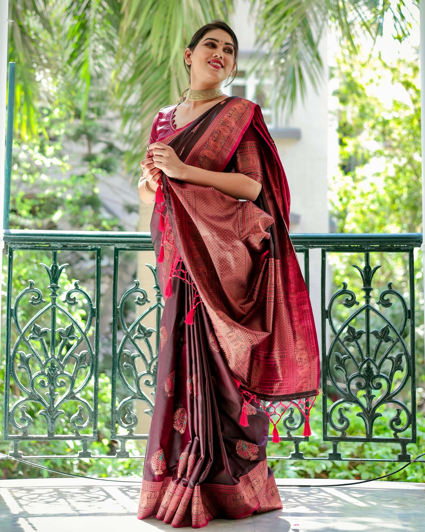 Pure Gaji Silk Saree Weaved With  Zari Comes With Tassels