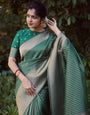 Green Pure Kanjivaram Silk Saree With Attractive Blouse Piece