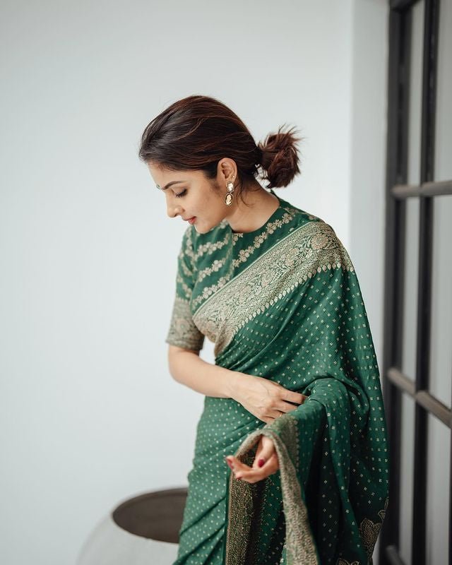 Green Pure Kanjivaram Silk Weaved With Copper Zari Comes With Heavy Kanjivaram Brocade Blouse - Almaari Fashion