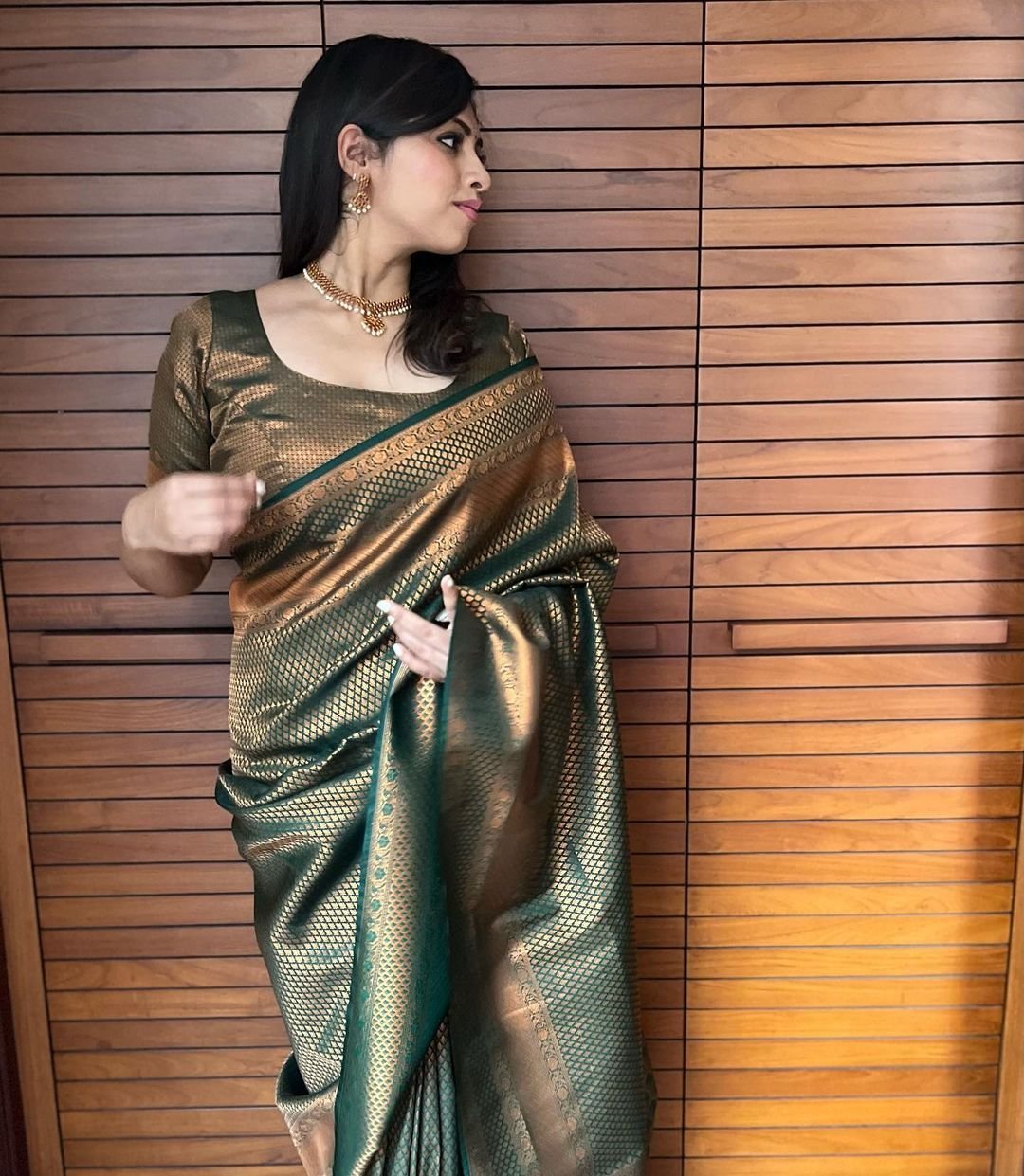 Green Pure Soft Semi Silk Saree With Attractive Blouse Piece - Almaari Fashion