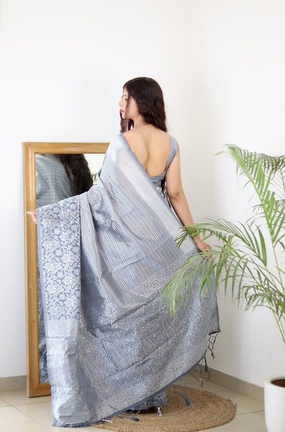 Grey Pure Kanjivaram Silk Saree With Twirling Blouse Piece - Almaari Fashion