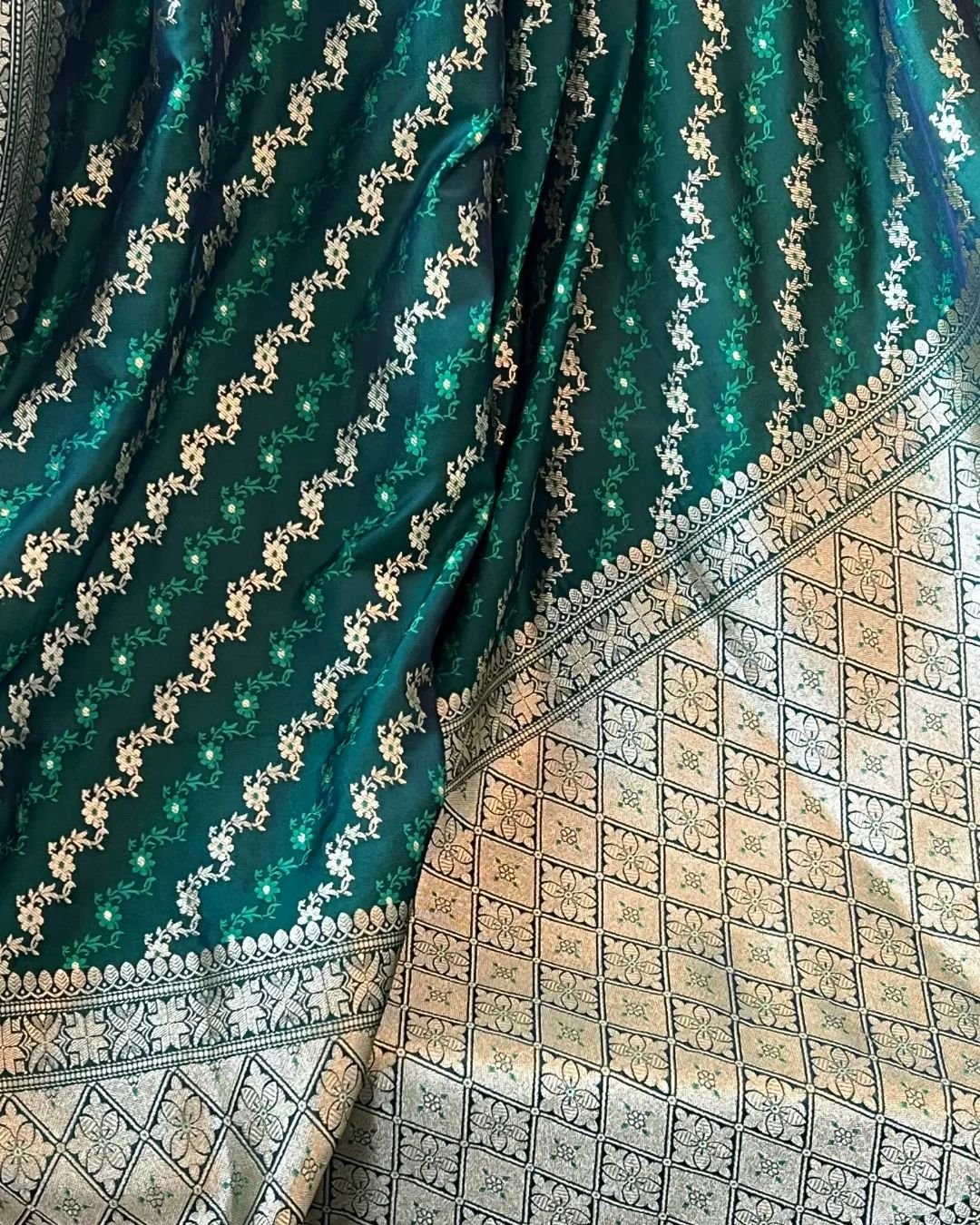 Grren Pure Banarasi Silk Weaved With Copper Zari Comes With Heavy Banarasi Brocade Blouse - Almaari Fashion