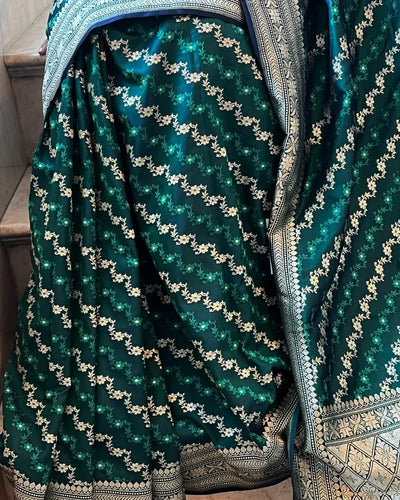 Grren Pure Banarasi Silk Weaved With Copper Zari Comes With Heavy Banarasi Brocade Blouse - Almaari Fashion