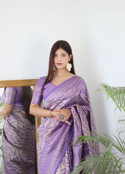 Lavender Pure Kanjivaram Silk Saree With Twirling Blouse Piece