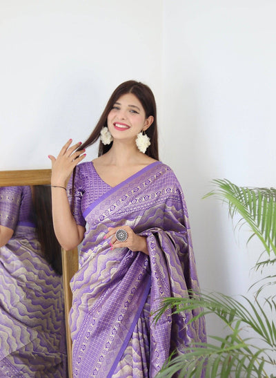 Lavender Pure Kanjivaram Silk Saree With Twirling Blouse Piece