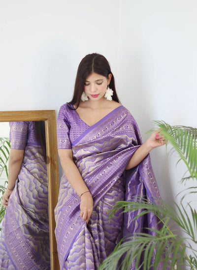 Lavender Pure Kanjivaram Silk Saree With Twirling Blouse Piece