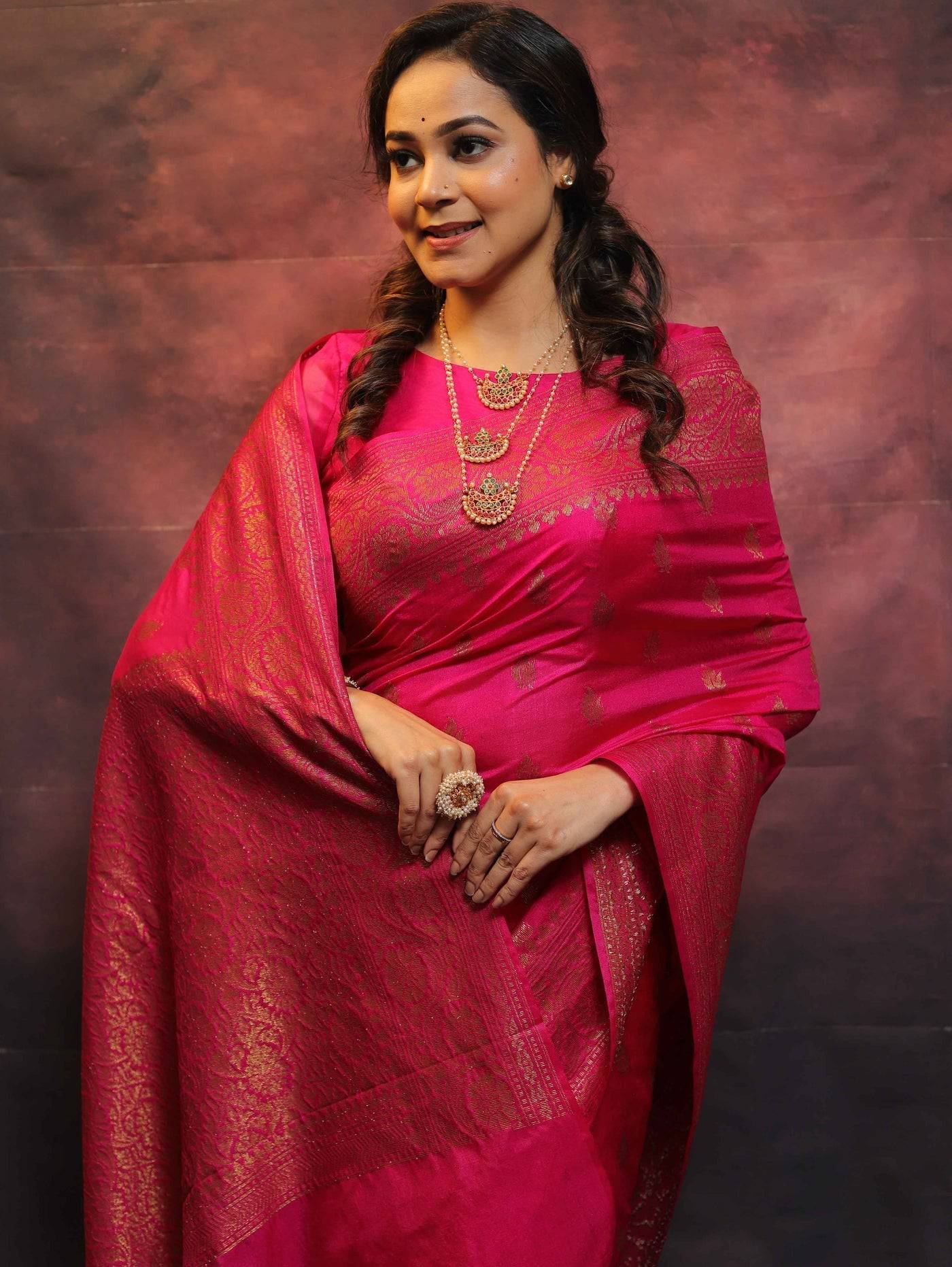 Pink Pure Kanjivaram Silk Weaved With Copper Zari Comes With Heavy Kanjivaram Brocade Blouse