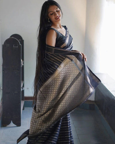 Black & Silver Combination Pure Kanjivaram Silk Saree Stylish Blouse Piece