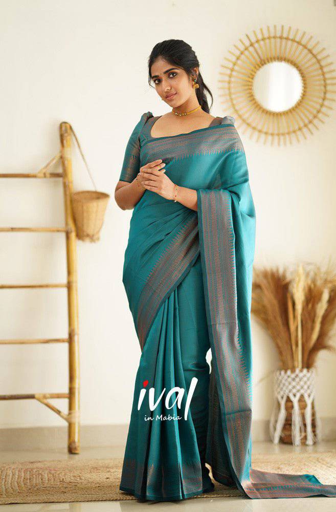 Teal Blue Pure Kanjivaram Silk Saree With Lovely Blouse Piece