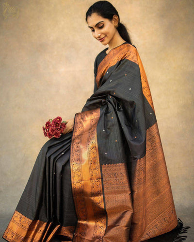 Black Pure Kanjivaram Silk With Confounding Blouse Piece