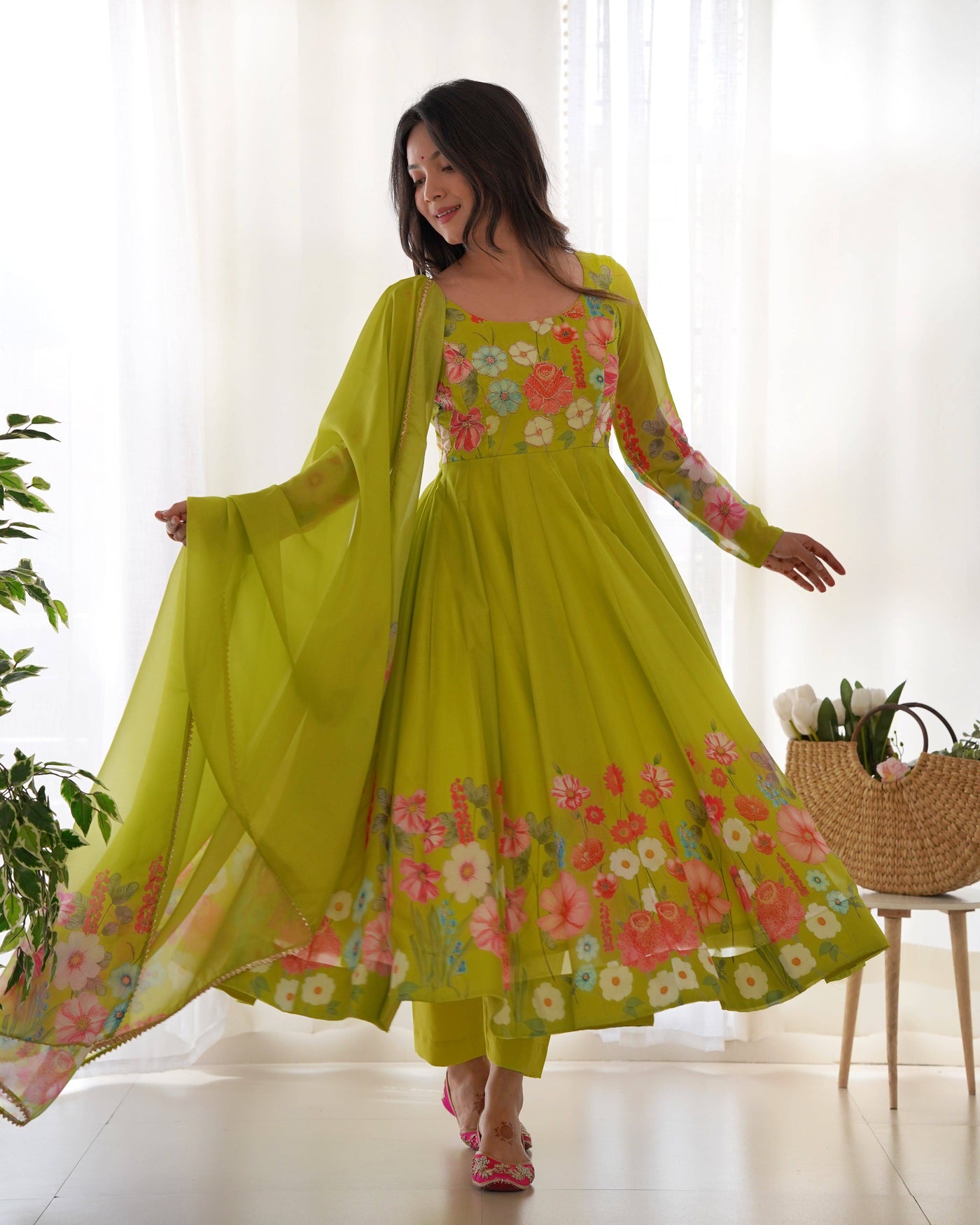 Timeless Floral Printed Organza Anarkali Suit Set – Perfect for the Festive and Wedding Season