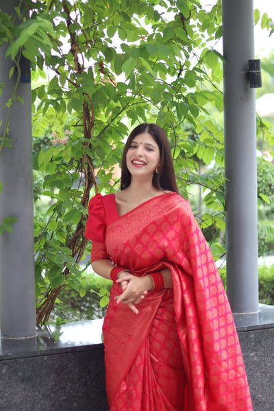 Kuber Pattu Silk Saree, Exuding Regal Charm With Its Rich Pallu And Intricate Brocade Blouse, Elegantly Adorned With Enchanting Tassels On The Saree's Edge. - Almaari Fashion