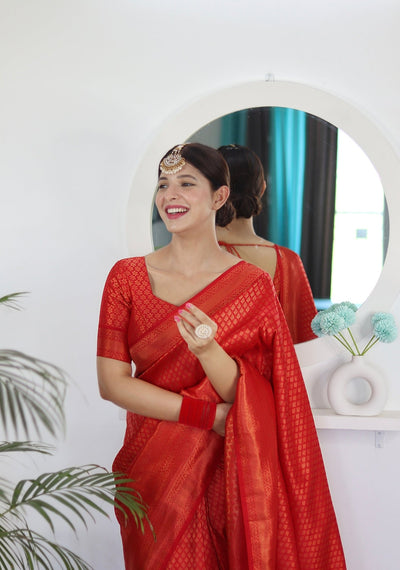 Kuber Pattu Silk Saree, Exuding Regal Charm With Its Rich Pallu And Intricate Brocade Blouse, Elegantly Adorned With Enchanting Tassels On The Saree's Edge. - Almaari Fashion