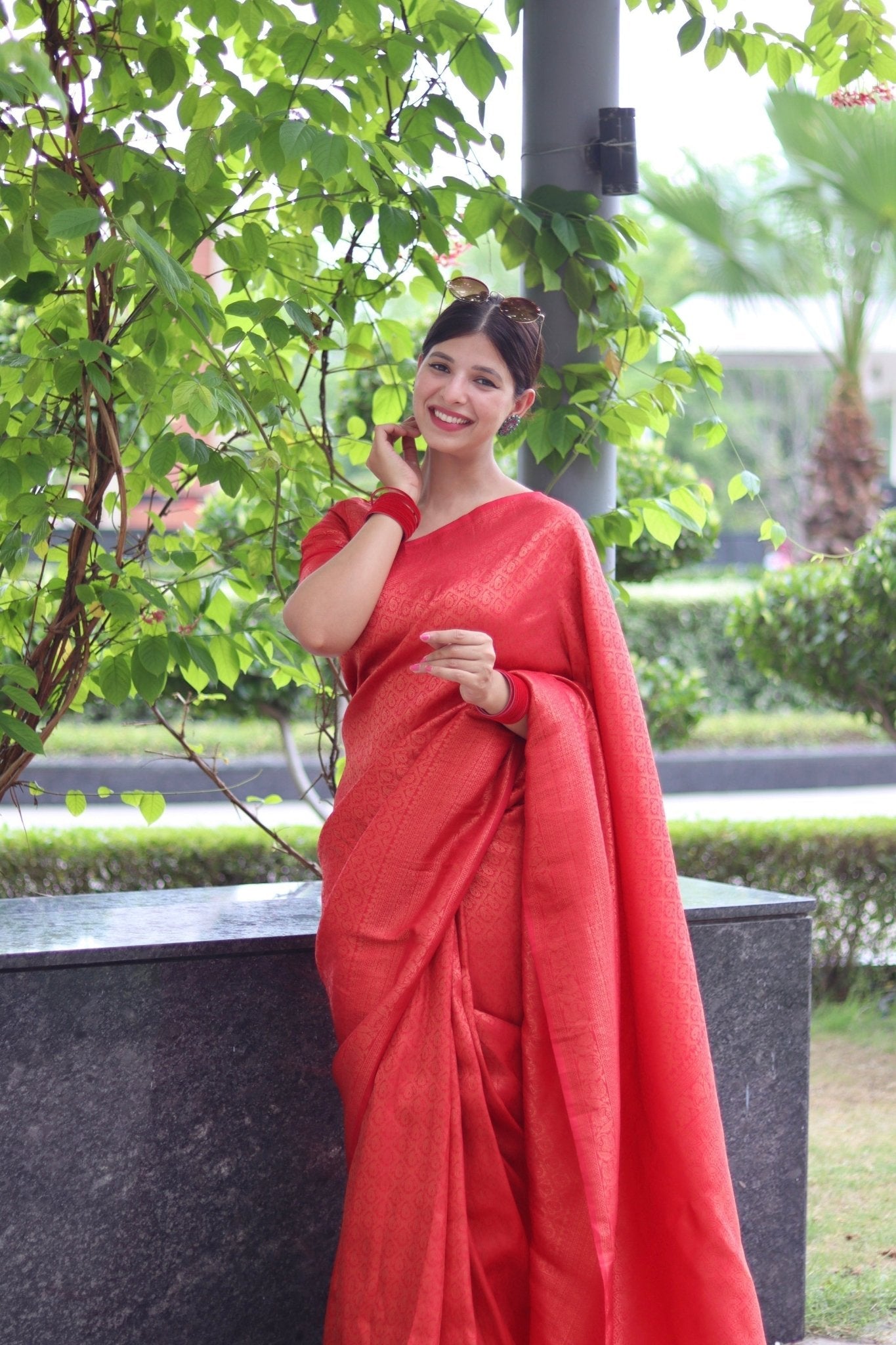 Kuber Pattu Silk Saree, Exuding Regal Charm With Its Rich Pallu And Intricate Brocade Blouse, Elegantly Adorned With Enchanting Tassels On The Saree's Edge. - Almaari Fashion