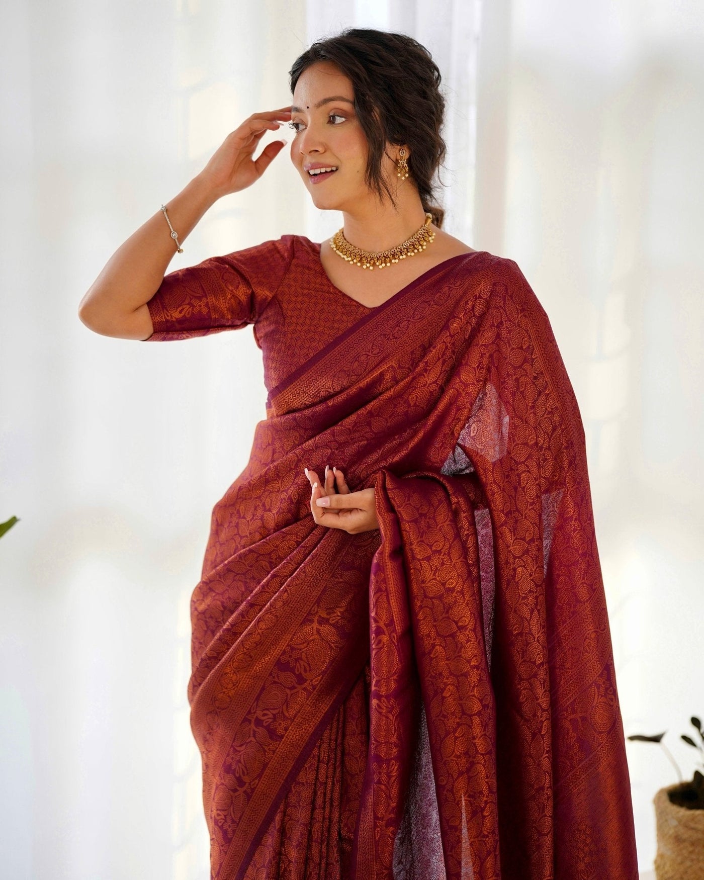 Kuber Pattu Silk Saree, Exuding Regal Charm With Its Rich Pallu And Intricate Brocade Blouse, Elegantly Adorned With Enchanting Tassels On The Saree's Edge. - Almaari Fashion