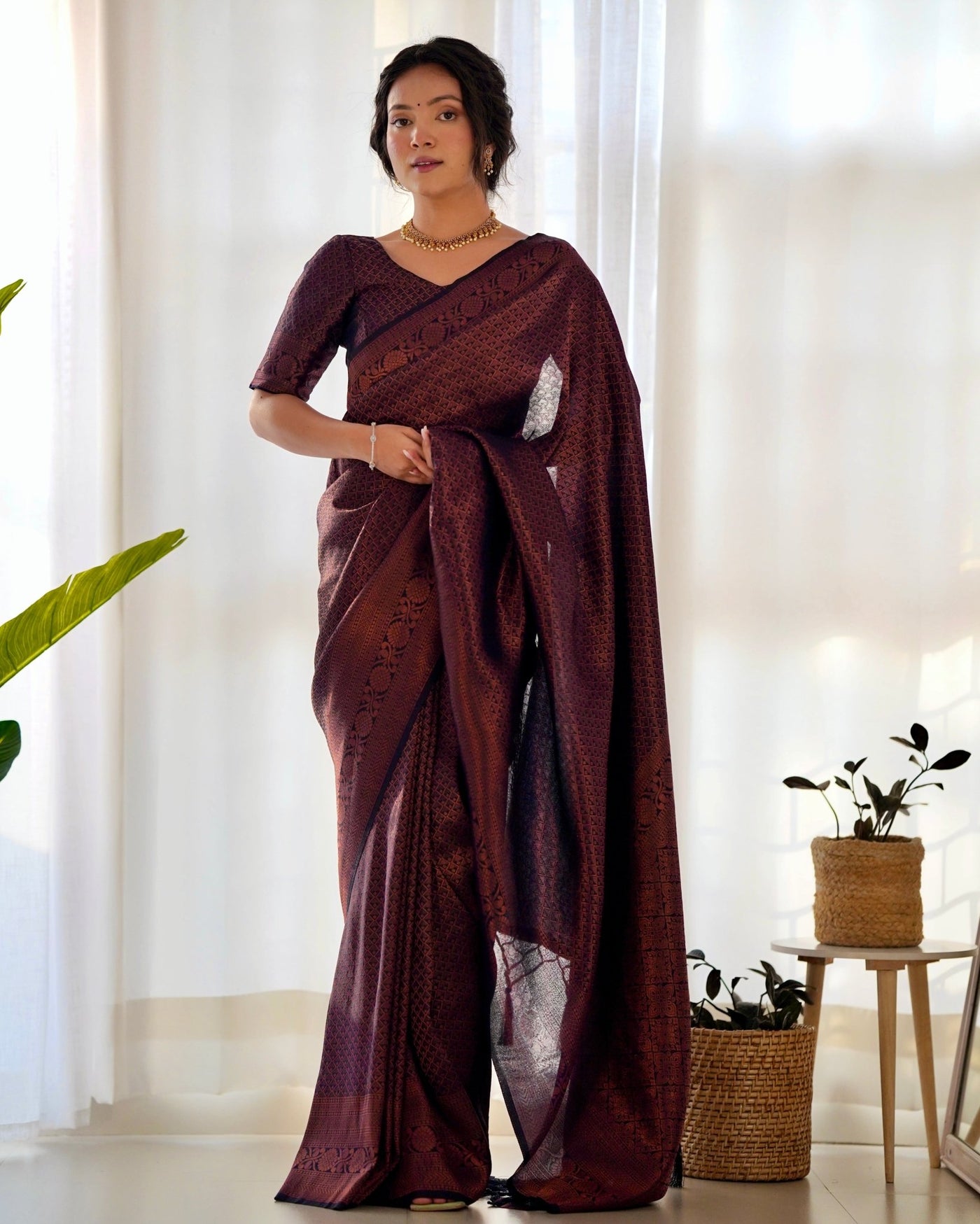 Kuber Pattu Silk Saree, Exuding Regal Charm With Its Rich Pallu And Intricate Brocade Blouse, Elegantly Adorned With Enchanting Tassels On The Saree's Edge. - Almaari Fashion