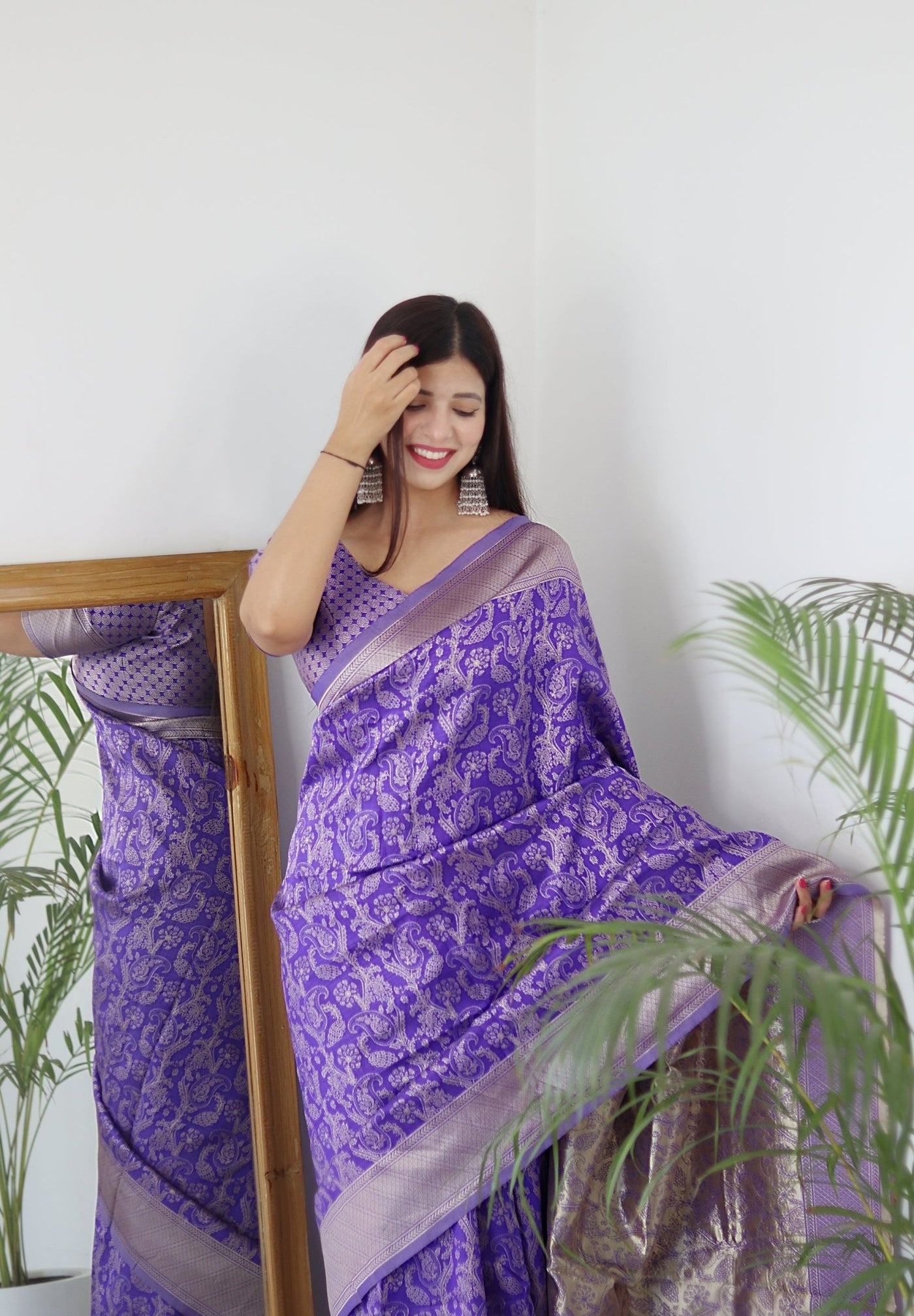 Lavender Pure Banarasi Silk Saree Stylish Blouse Piece - Almaari Fashion