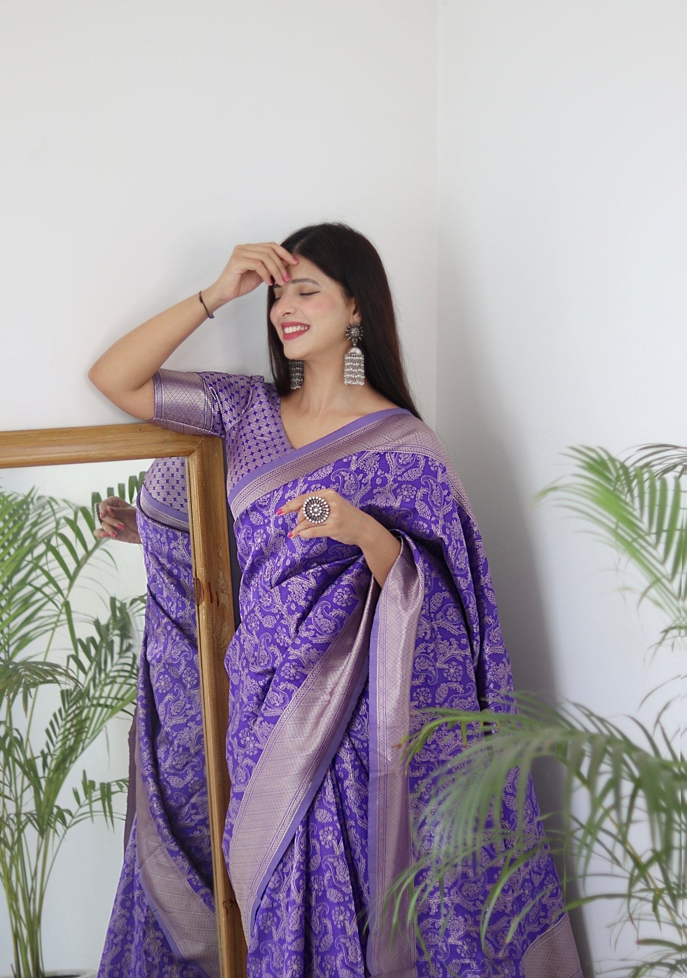 Lavender Pure Banarasi Silk Saree Stylish Blouse Piece - Almaari Fashion