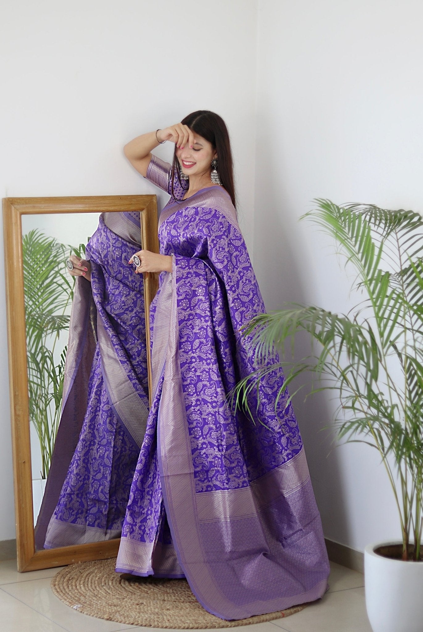 Lavender Pure Banarasi Silk Saree Stylish Blouse Piece - Almaari Fashion