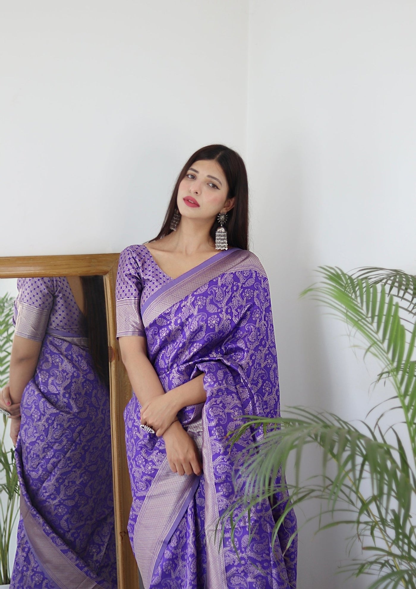 Lavender Pure Banarasi Silk Saree Stylish Blouse Piece - Almaari Fashion