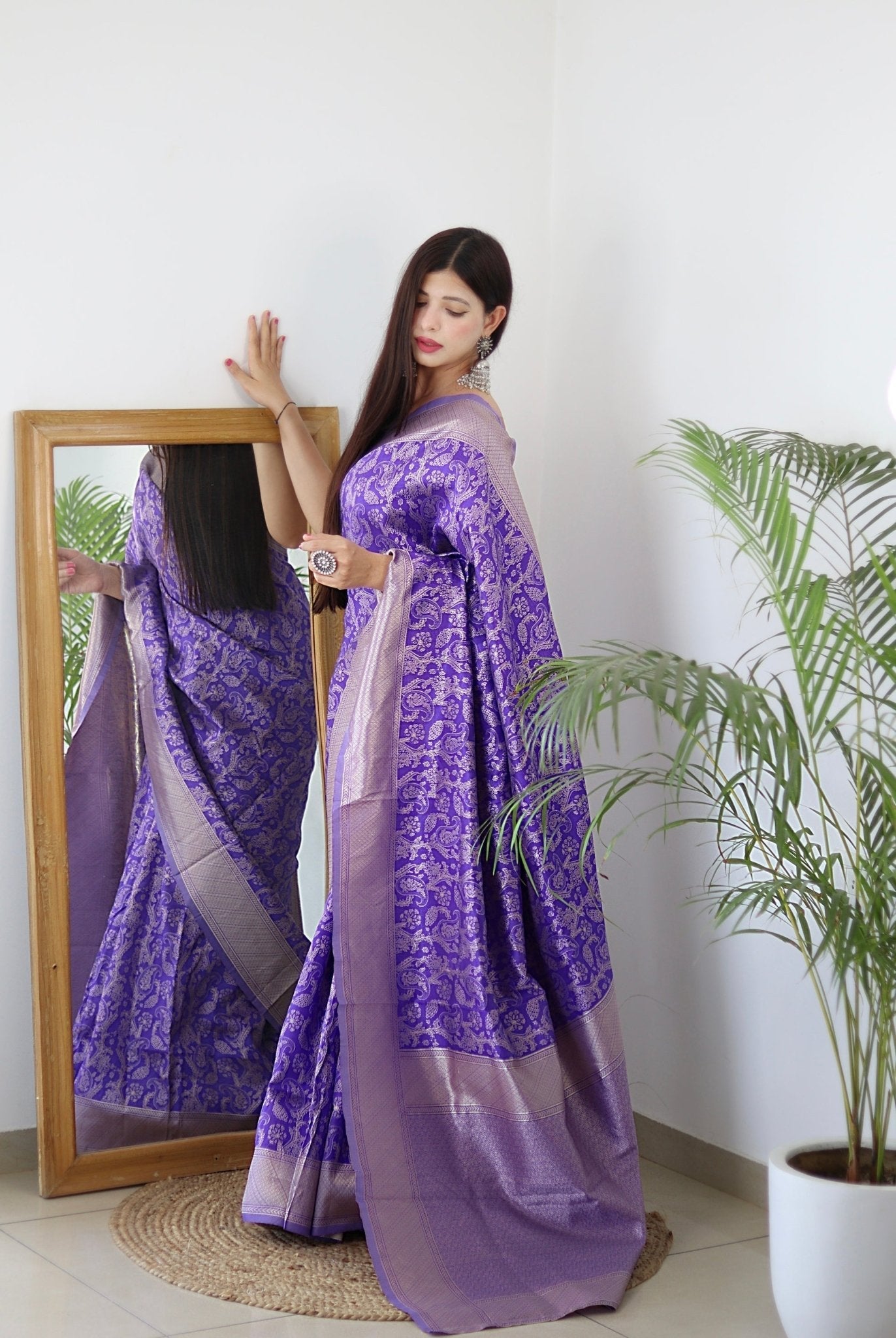 Lavender Pure Kanjivaram Silk Saree Stylish Blouse Piece - Almaari Fashion