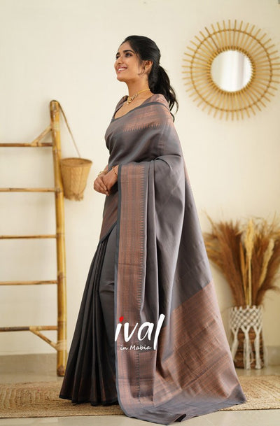 Light Grey Pure Kanjivaram Silk Saree With Heavy Brocade Blouse Piece - Almaari Fashion