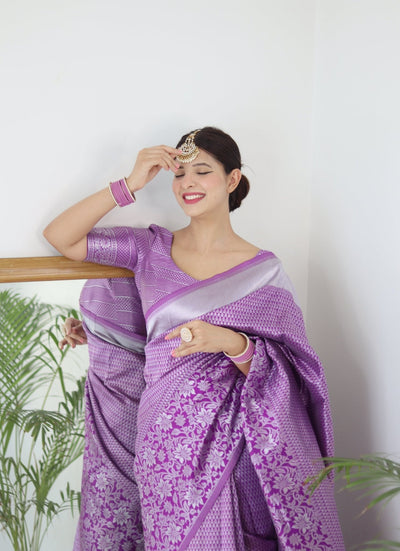 Light Magenta Pure Kanjivaram Silk Saree With Twirling Blouse Piece - Almaari Fashion